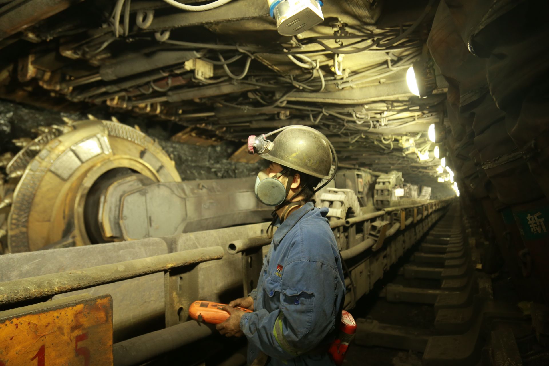 生產需求繼續(xù)改善采礦業(yè)經(jīng)濟運行逐步恢復